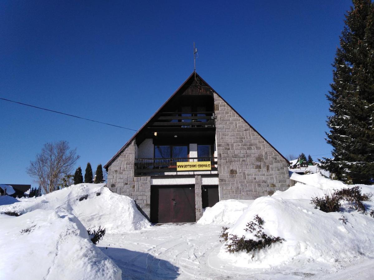 Sirovka Villa Horni Polubny Luaran gambar